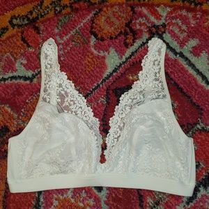 White laced bralette